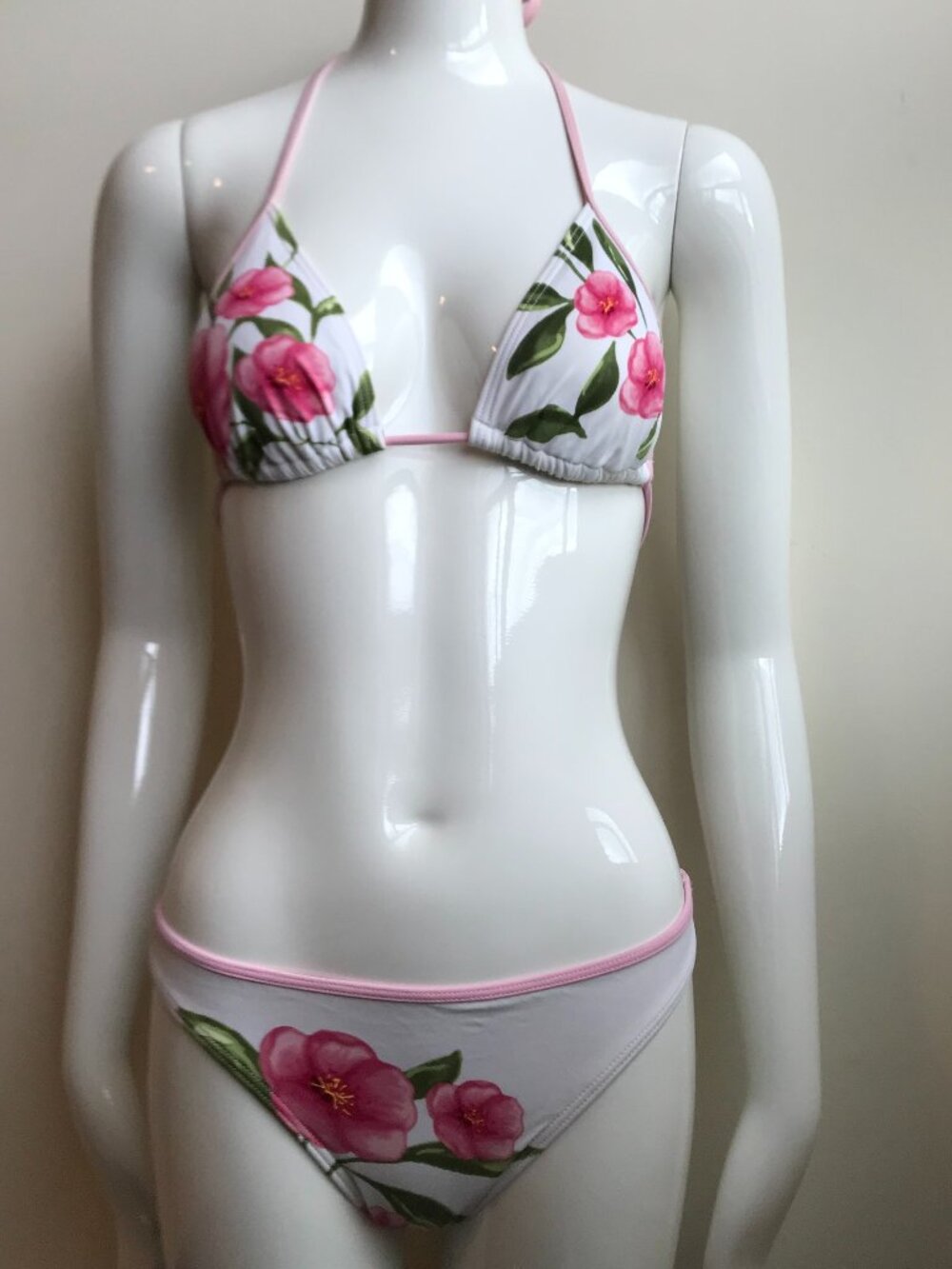 Billabong surf white pink floral print flower bikini